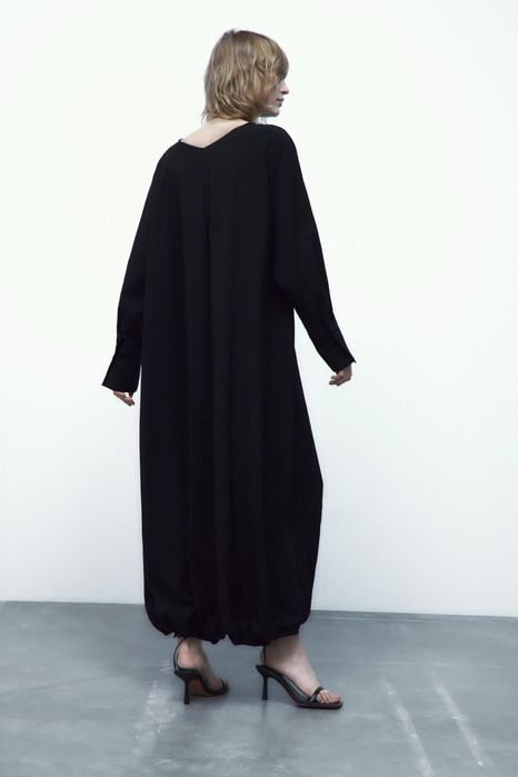 Платье объемное Зара