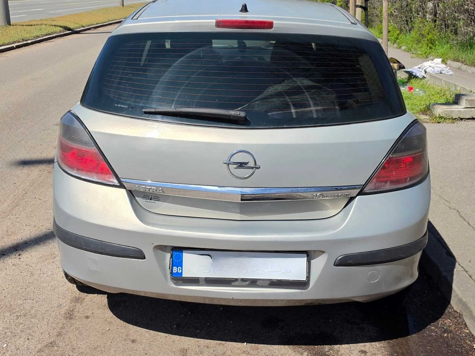 Opel Astra H Twinport 1.6 105 кс., 2007 г. – Газов инжекцион, кожен салон