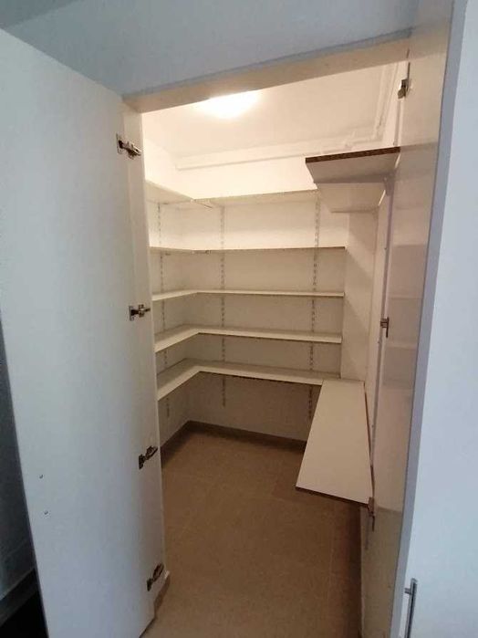 Inchiriez apartament 2 camere cu parcare subterana Baciu