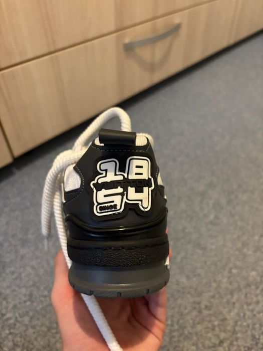 Adidasi unisex alb-negru