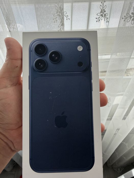 Айфон 17 про макс