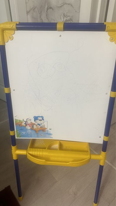 Продам доску для рисования 2000