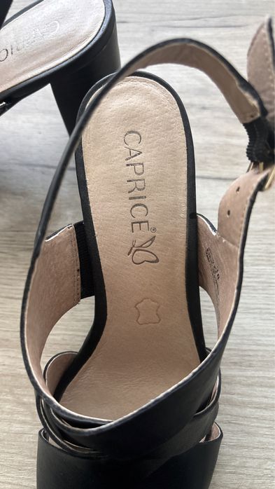 Сандали естествена кожа Caprice