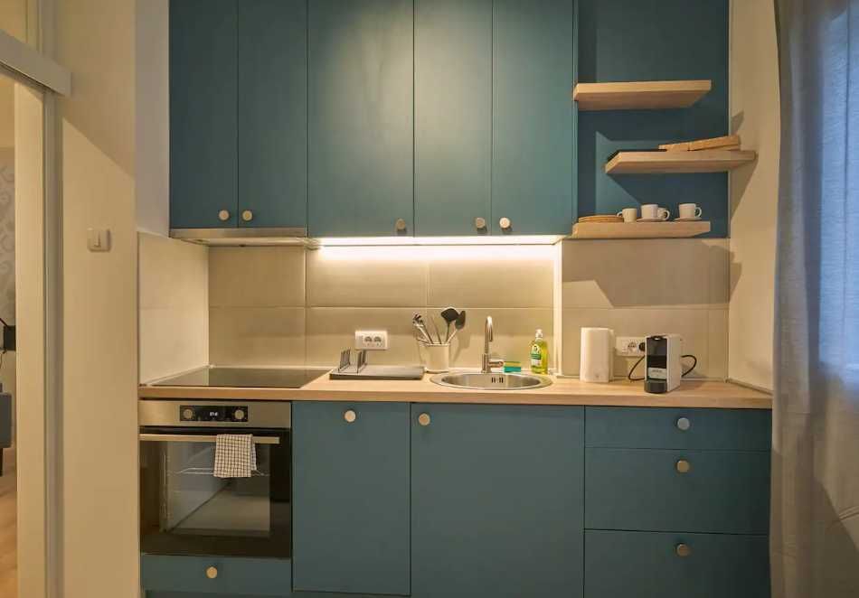 Дава се под наем Двустаен апартамент в Пловдив, Въстанически - 60 кв.м за 280.5 € - Снимка #1