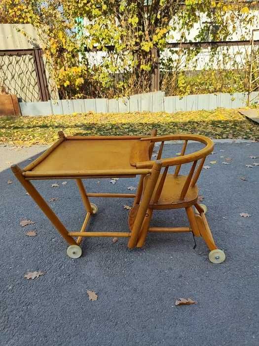 Детский стульчик трансформер, чехословацкого производства.