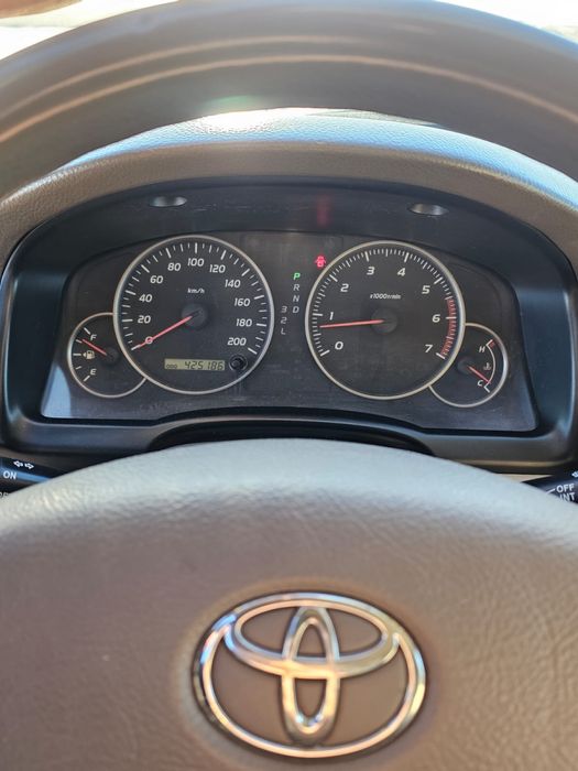 Прадом Toyota Prado 120