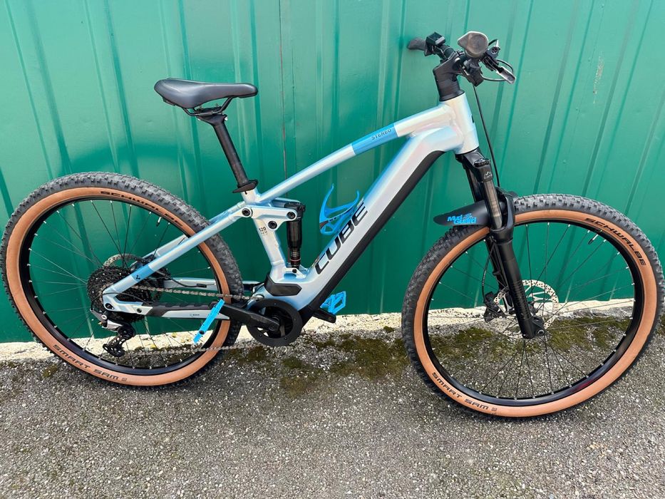 Bicicleta Cube stereo 120 pro 750