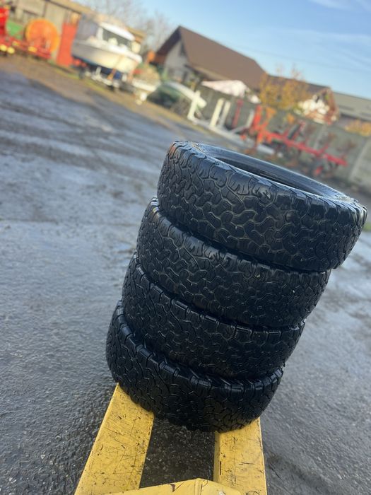 Vand cauciucuri 225/65 R17