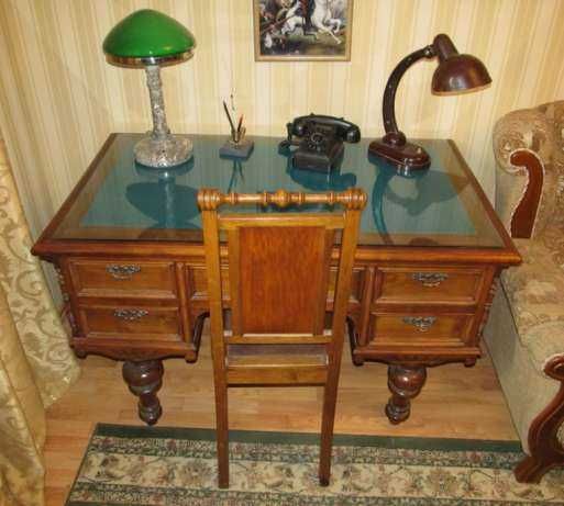 Антикварная мебель в кабинет. 5 предметов. После реставрации.