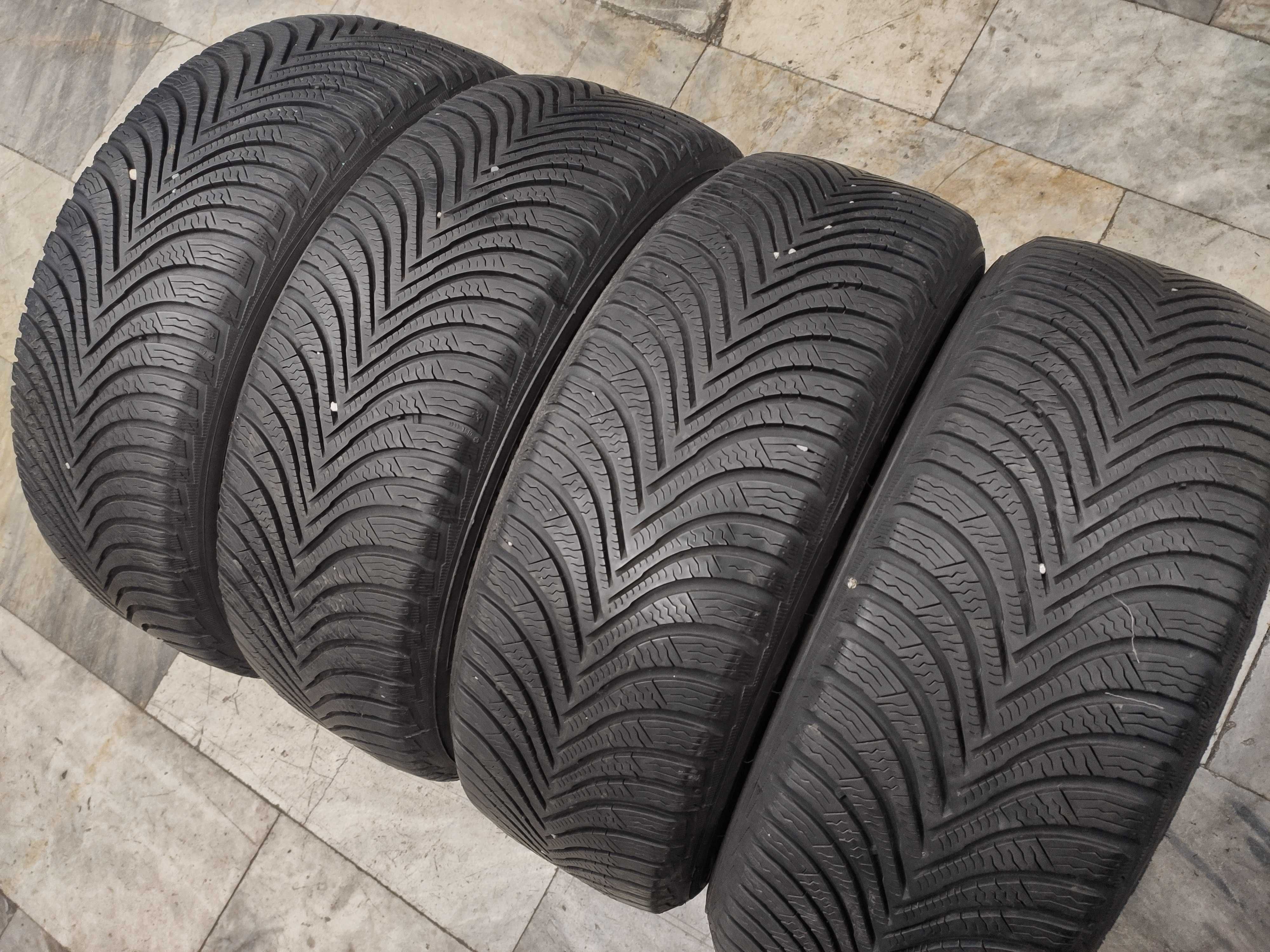 4бр Зимни Гуми 205 55 17 - Michelin гр. Бургас Меден рудник - зона Д ...