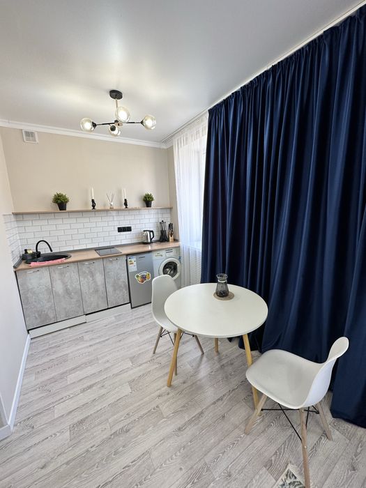 Продается однокомнатная ЛЮКС квартира в ЦЕНТРЕ ГОРОДА!