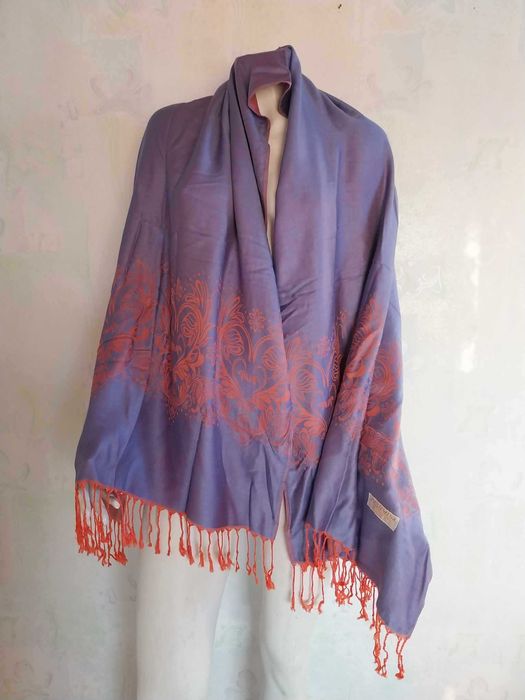 Индийски шалове PASHMINA, Дълги широки шалове с ресни