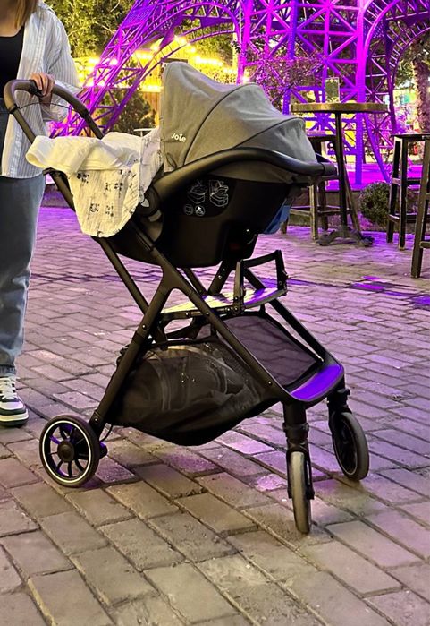 Автокресло Joie Gemm Pebble 0+