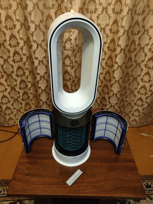 Очиститель и обогреватель воздуха Dyson Pure Hot+Cool HP05