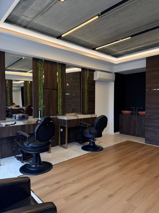 Spatiu frizerie/ coafor/ salon de inchiriat central