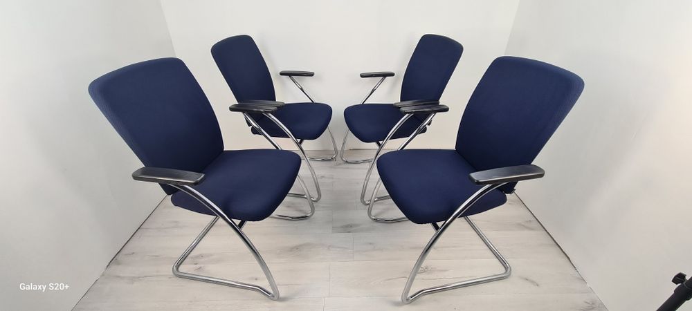 Конферентни и посетителски столове оборудване