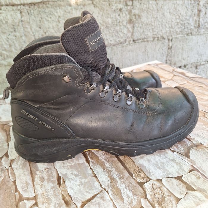 Bocanci de lucru cu bombeu Solld Gear talpa vibram nr 43