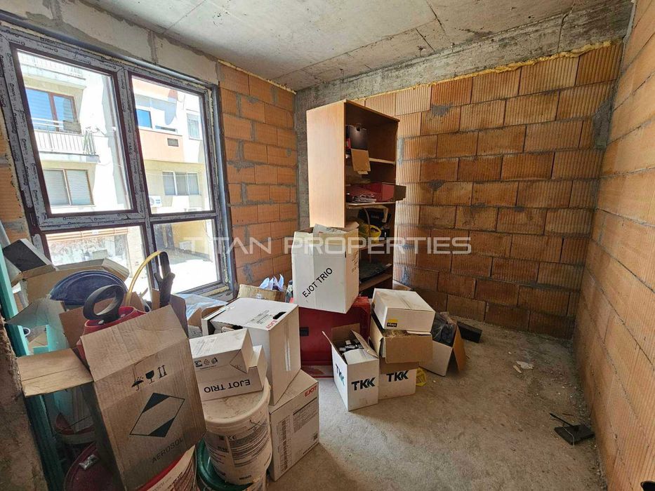 Продава се Тристаен апартамент в Варна, Автогара - 121 кв.м за 1215 €/кв.м - Снимка #5