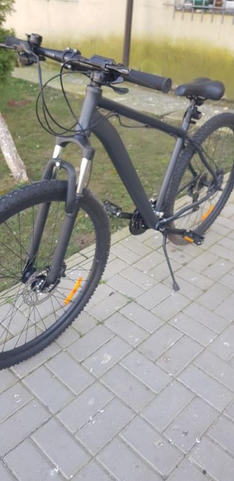 Vând bicicletă 27