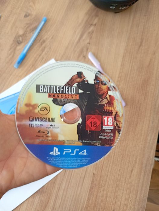 Jocul e perfect funcțional nu are nici o zgârietură are 80 sau 50 giga