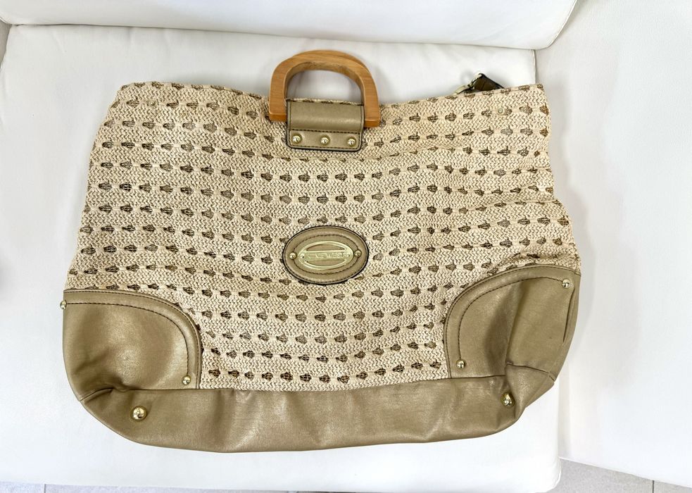 Дамска чанта