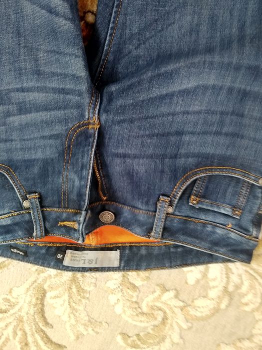 Продам джинсы,брюки