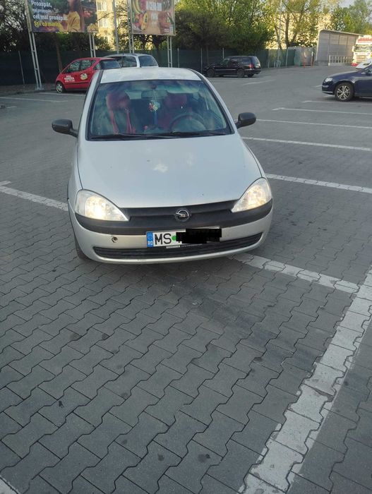 Vand Opel Corsa  an 2001, benzina, rovinieta valabila pana in 2027, itp , acte in regula, Nr tel: 0757428595 pret 490 euro