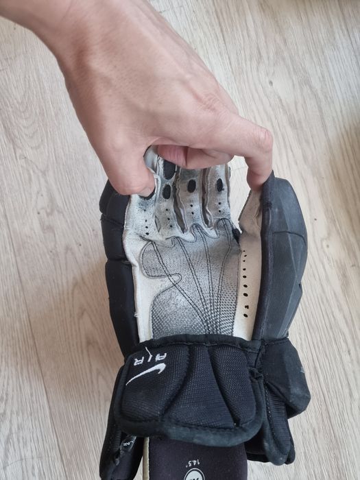 Хоккейная экипировка