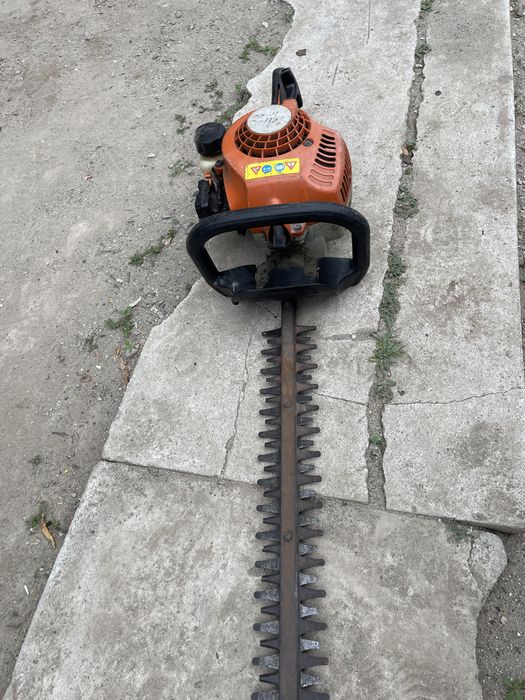 Foarfecă gard viu STIHL HS 45 u