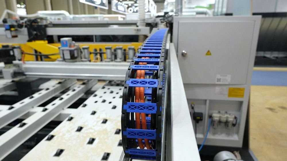 Форматно-раскроечный Пильный центр с ЧПУ EXCITECH EP290