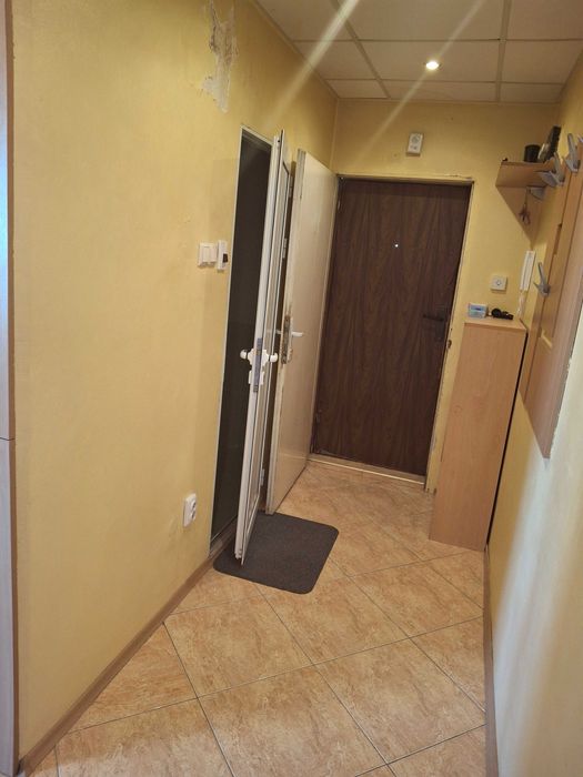 Продава се Двустаен апартамент в Русе, Родина 1 - 68 кв.м за 1133 €/кв.м - Снимка #12