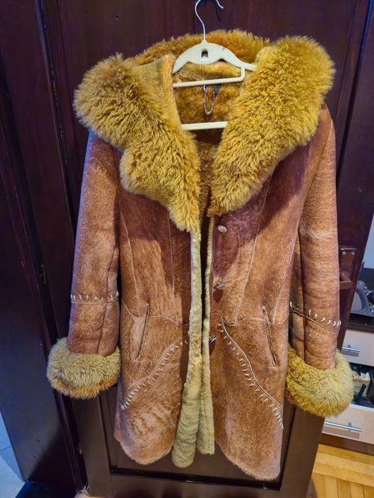 Haine din piele naturala