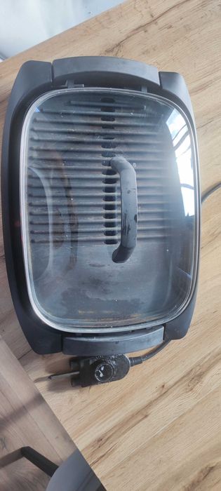 Електрическа скара Tefal с капак