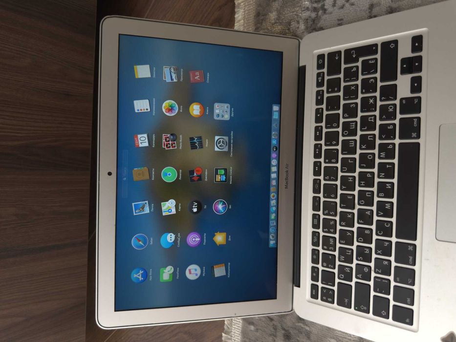 MacBook Air 13” 2015 | i5 | 8GB | SSD 128GB