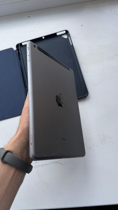 iPad в рабочем хорошем состоянии Айпад