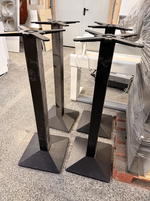 Метални крака за маса