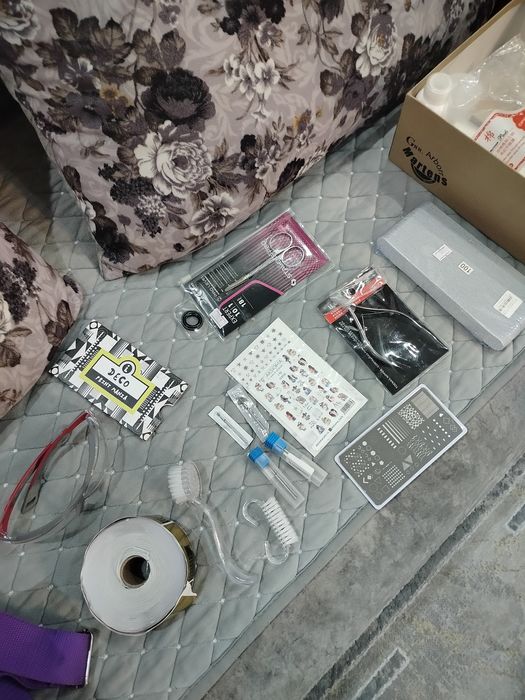 Продам материалы для маникюра