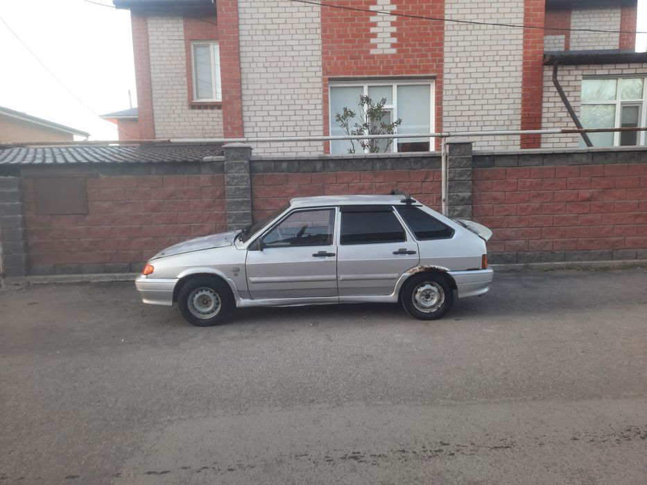 Продам авто ваз 2114.