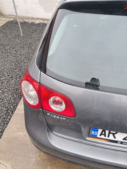 Vand masina in stare foarte buna Passat!