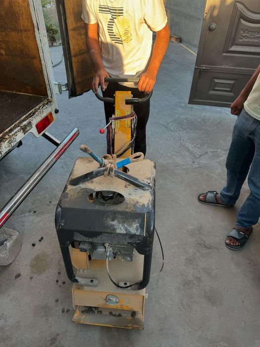 Трамбовка сотилаdi