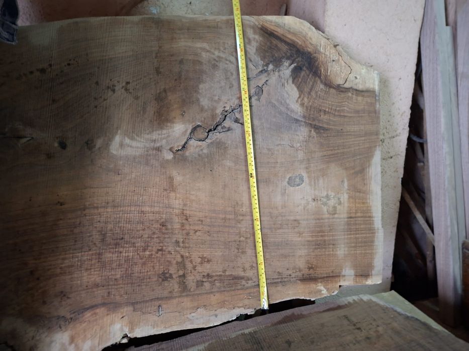 Lemn nuc, cherestea nuc, blat nuc, nuc lemn masiv