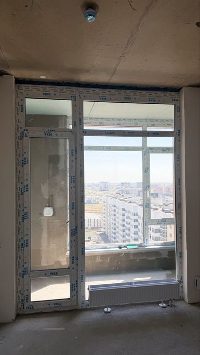 Окно балконное и витражи