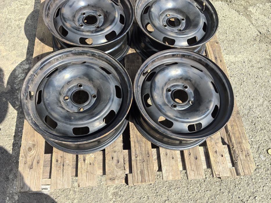 15 цола 4 х 108 мм Пежо 208 / Ситроен Ц3 - 6 инча / ЕТ 23