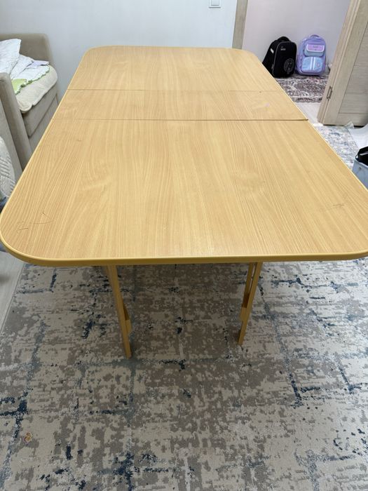 Стол книжка  продам