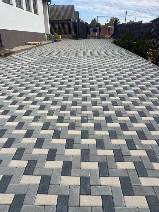 Montaj pavaj profesionist – transformăm curtea ta rapid