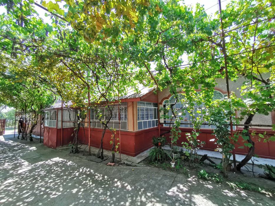 VAND casa  cu teren de aprox. 4400m in com, Vidra Ilfov