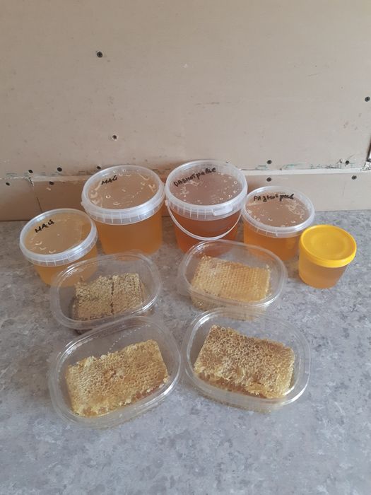 Натуральный вкусный мёд