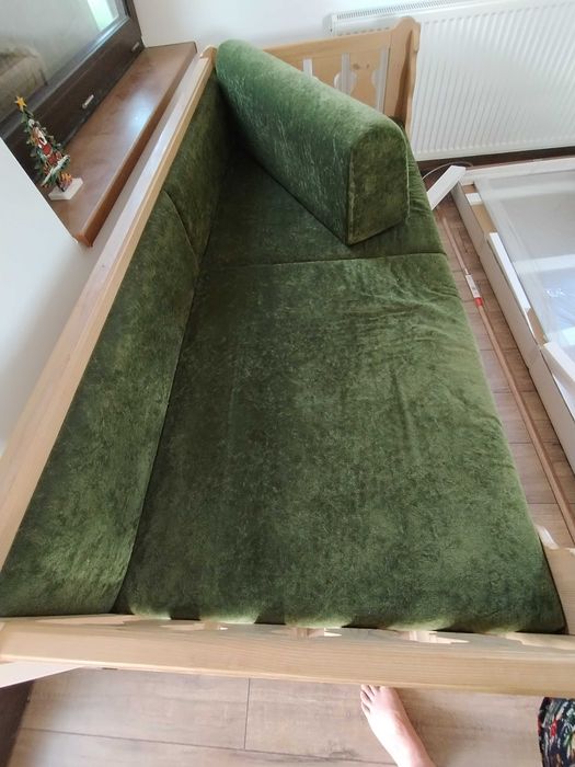 Canapea din lemn model rustic
