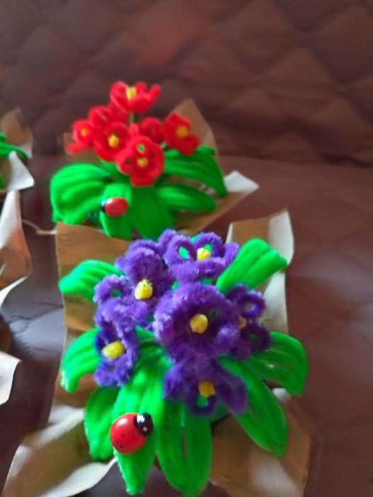 Цветя ръчна изработка