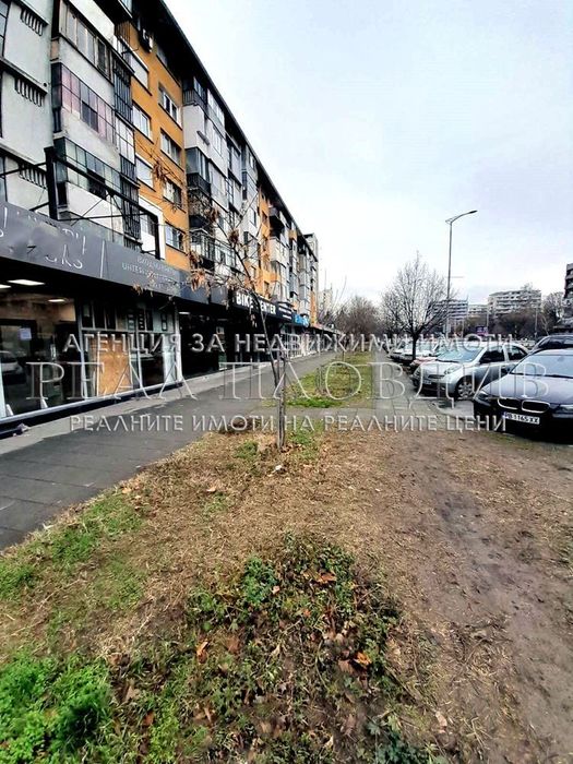 Дава се под наем Магазин в Пловдив, Кършияка - 100 кв.м за 1500 € - Снимка #3